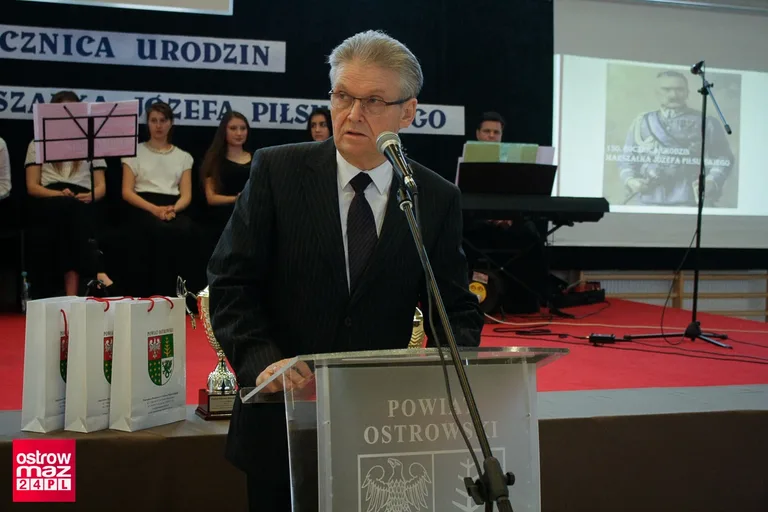Powiatowe obchodu roku Piłsudskiego (zdjęcia)
