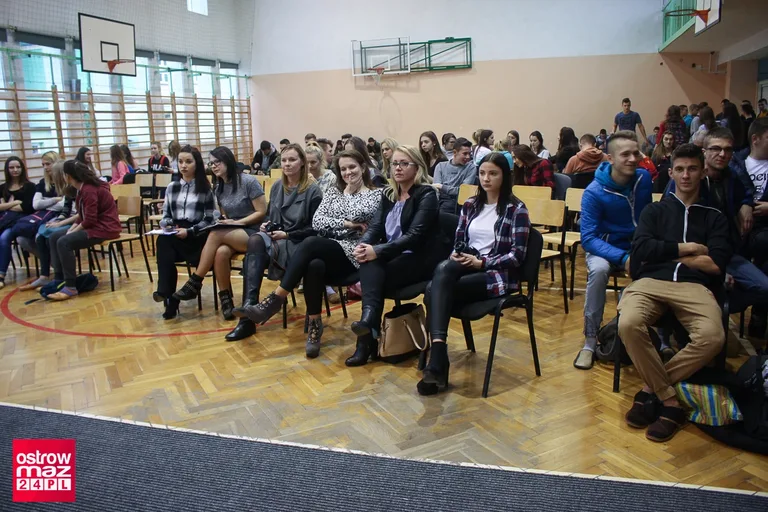 Konkurs fryzjerstwa artystycznego w Rubinku (zdjęcia)
