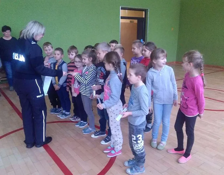 Jelonki: bezpieczeństwo pieszych i rowerzystów na drodze (zdjęcia)