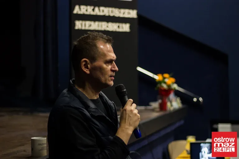 Arkadiusz Niemirski i jego nowa powieść (zdjęcia)