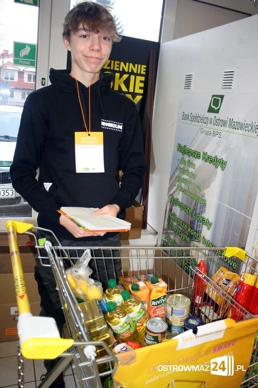 Dziś ostatni dzień Świątecznej Zbiórki Żywności (zdjęcia)