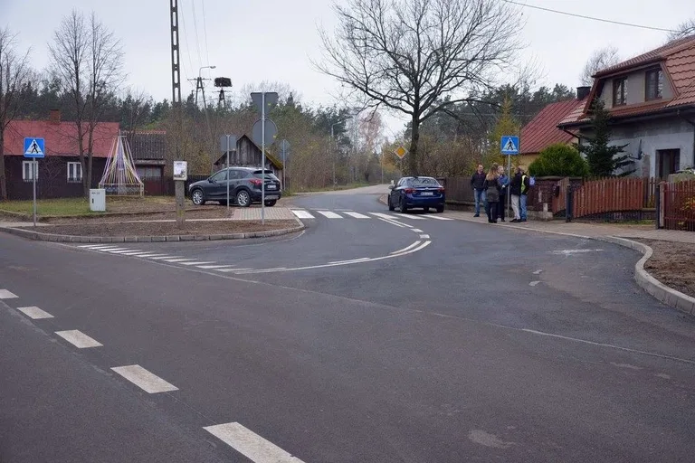 Przebudowano kolejne drogi powiatowe (zdjęcia)