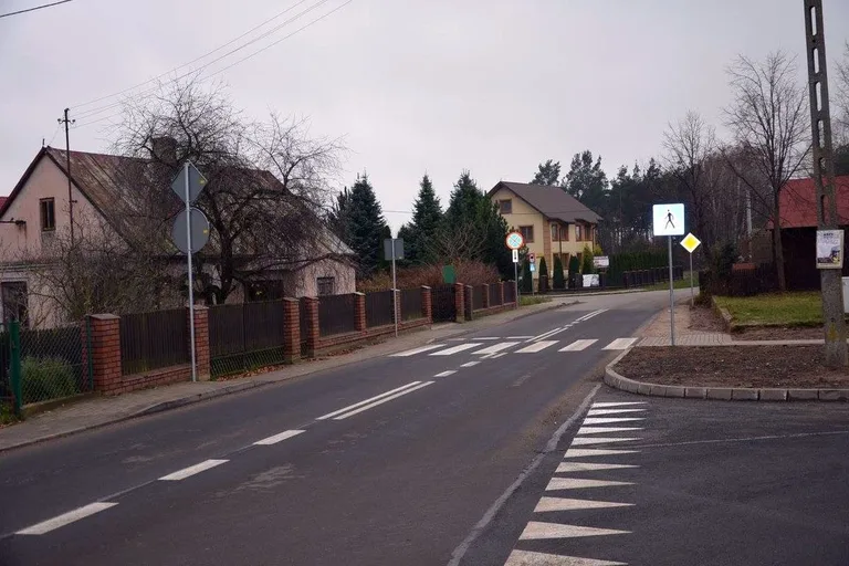 Przebudowano kolejne drogi powiatowe (zdjęcia)