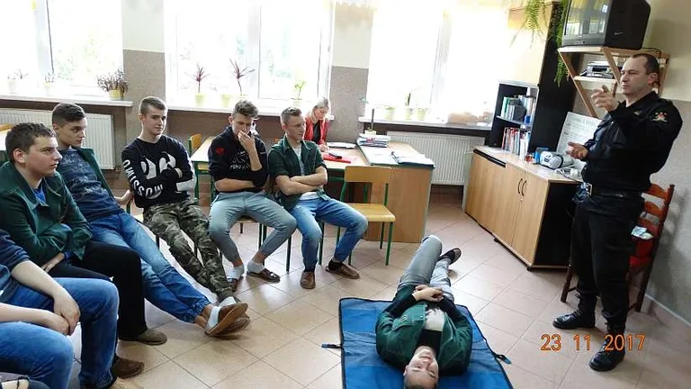Ostrowscy dzielnicowi razem dla lokalnego bezpieczeństwa (zdjęcia)