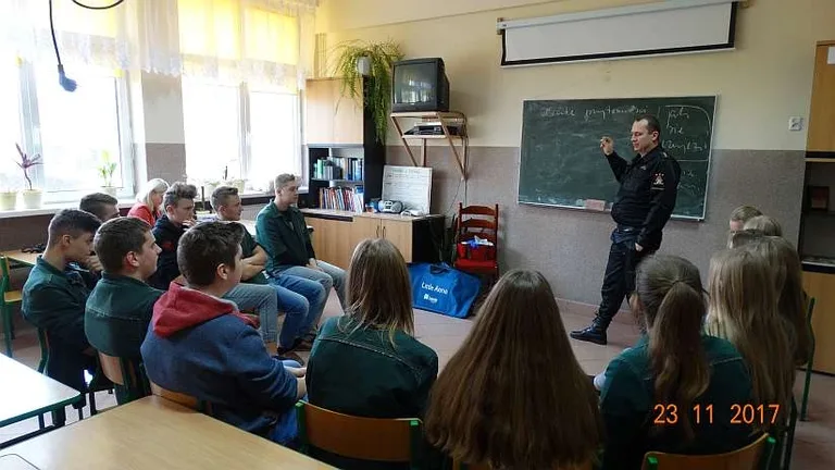 Ostrowscy dzielnicowi razem dla lokalnego bezpieczeństwa (zdjęcia)