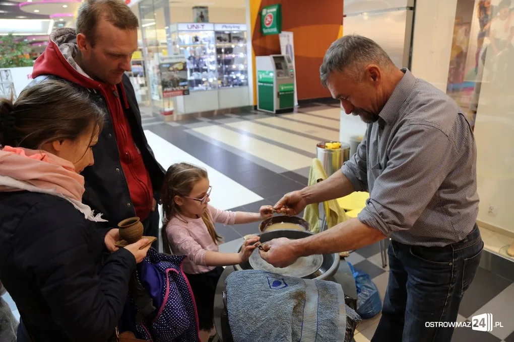 Warsztaty w Galerii Bursztynowej (zdjęcia)