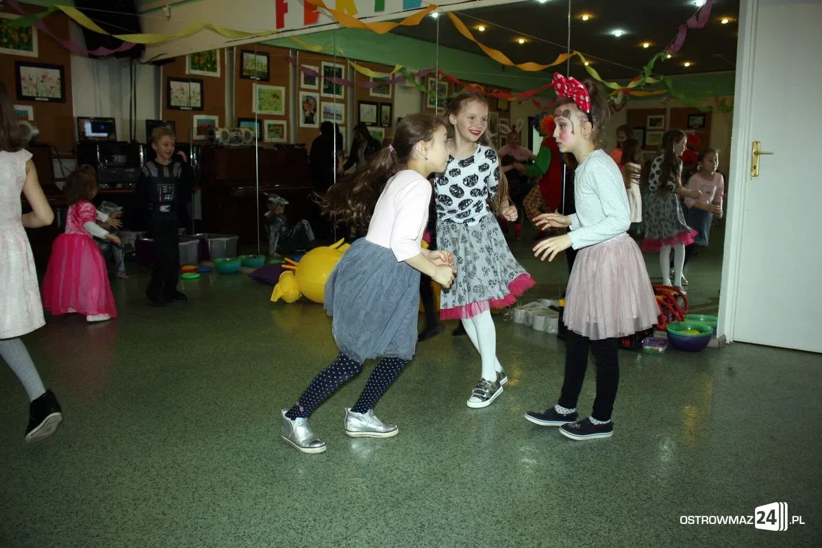 Bal na koniec ferii w MDK (zdjęcia)