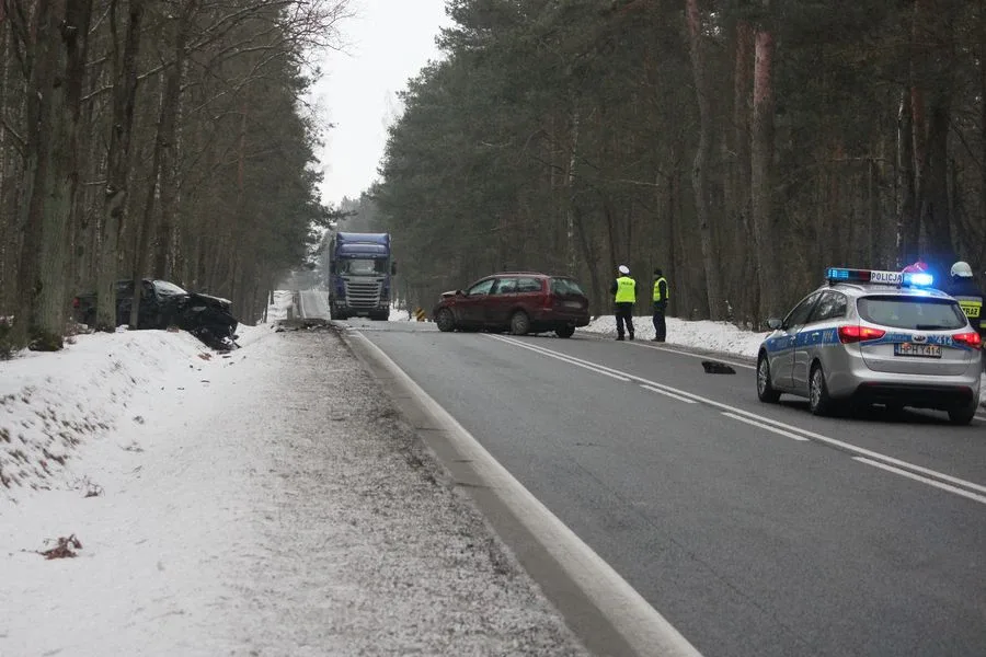 Czołówka bmw i forda (zdjęcia, aktualizacja)