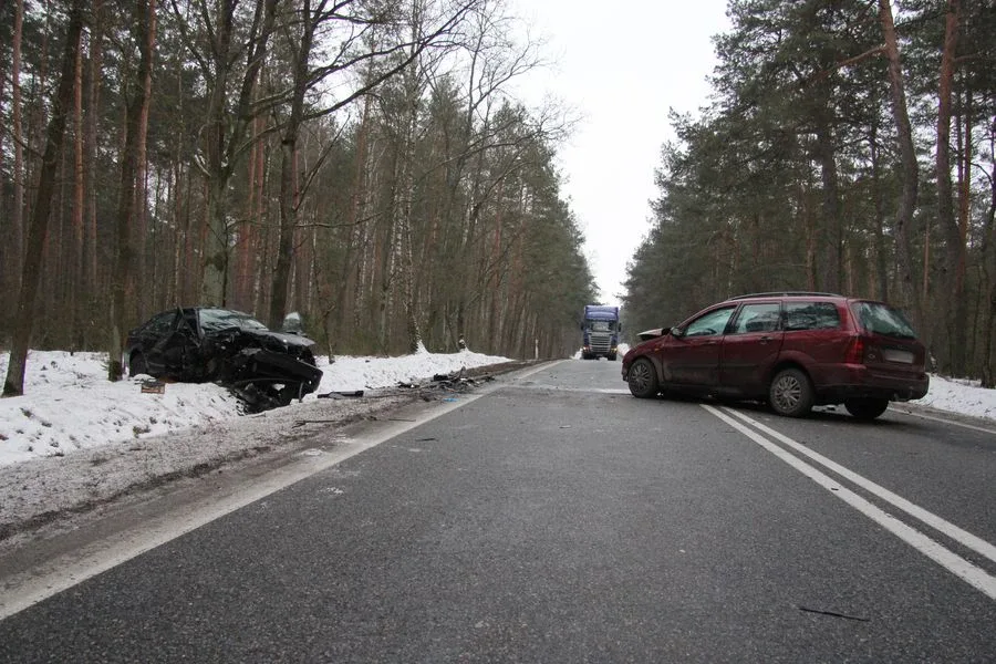 Czołówka bmw i forda (zdjęcia, aktualizacja)