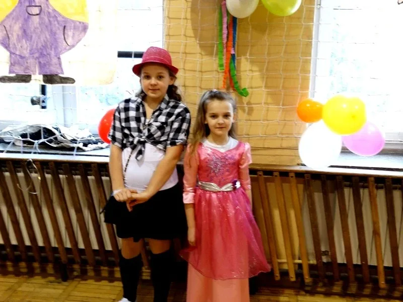 Zabawa karnawałowa w Szkole Podstawowej nr 1 (zdjęcia)