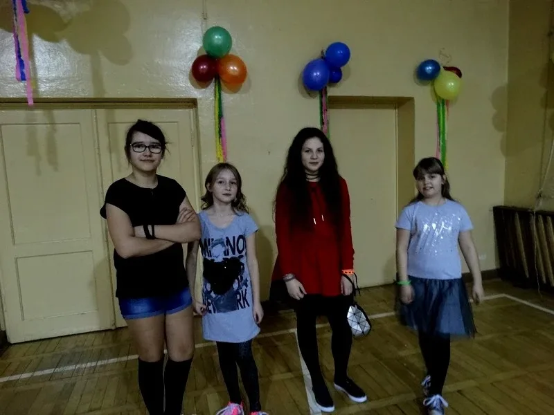 Zabawa karnawałowa w Szkole Podstawowej nr 1 (zdjęcia)