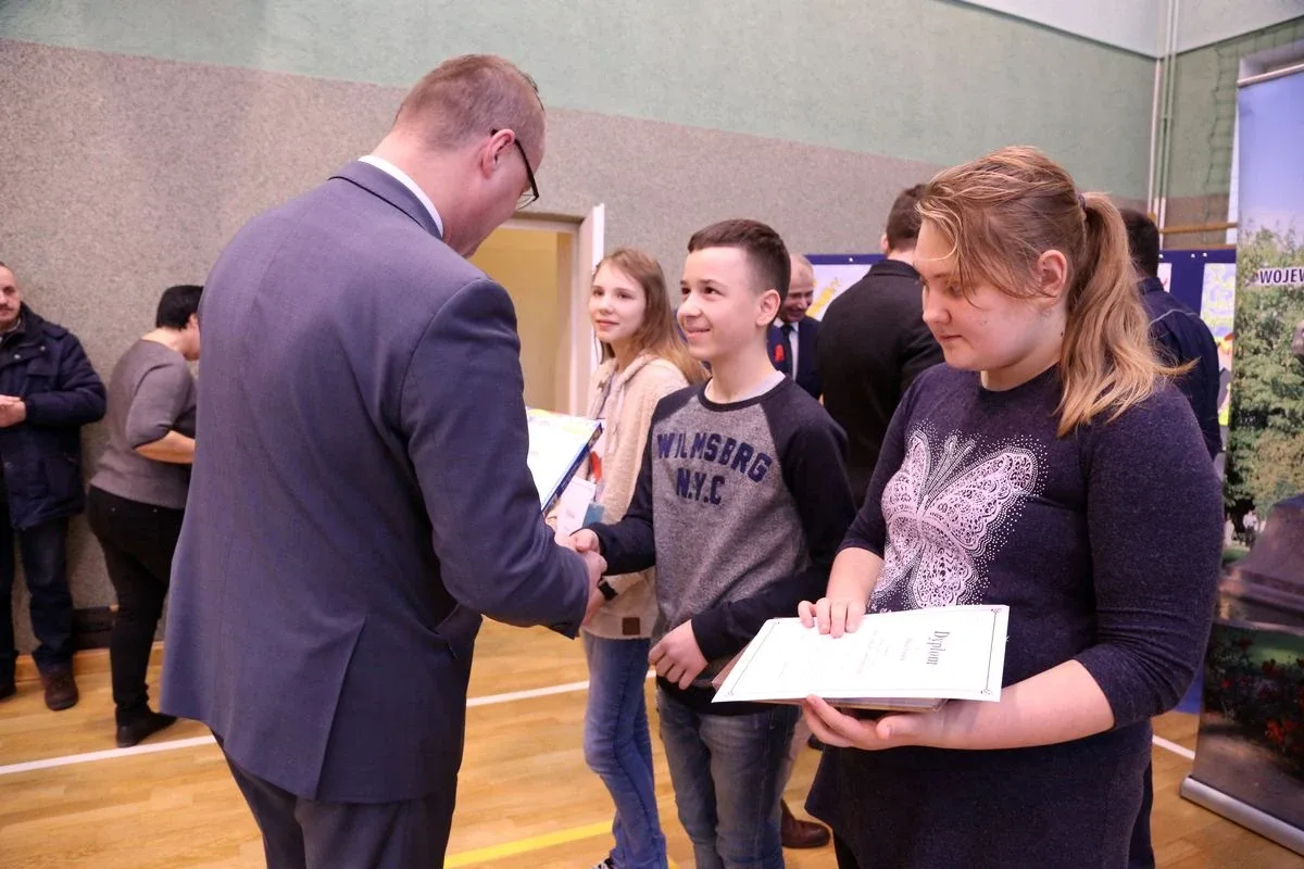 "Jesteś widoczny, jesteś bezpieczny" w Krasnosielcu (zdjęcia, wideo)