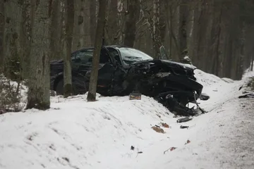 Czołówka bmw i forda (zdjęcia, aktualizacja)