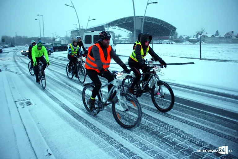 Rowerzystom OMK nie straszna żadna pogoda (zdjęcia)