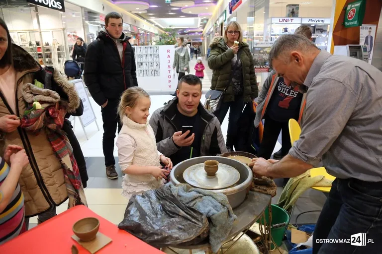 Warsztaty w Galerii Bursztynowej (zdjęcia)