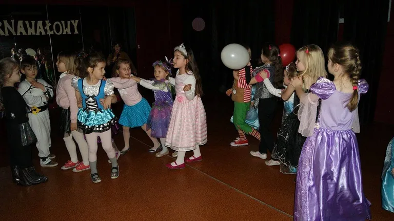 Bal karnawałowy dla dzieci (zdjęcia)