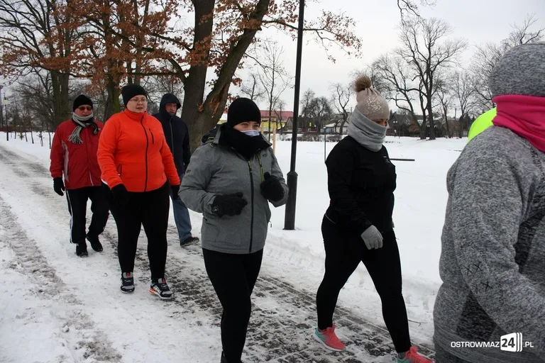 Biegają, ćwiczą i się wspierają (zdjęcia)
