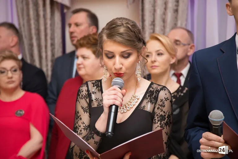 Studniówka ostrowskiego "Ekonomika" (zdjęcia, wideo) - ponad 400 zdjęć w galerii