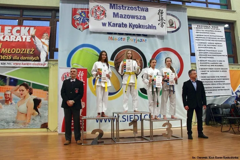 Siedem medali OKKK na Mistrzostwach Mazowsza (zdjęcia)