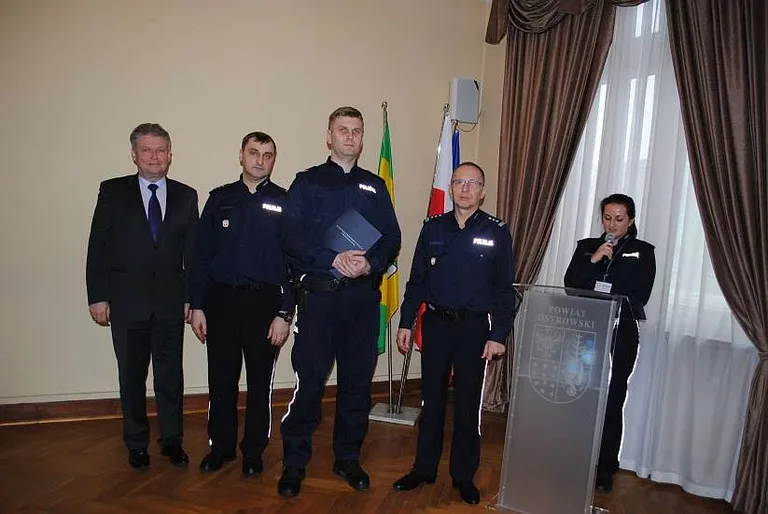 Podsumowanie minionego roku przez ostrowskich policjantów (zdjęcia)