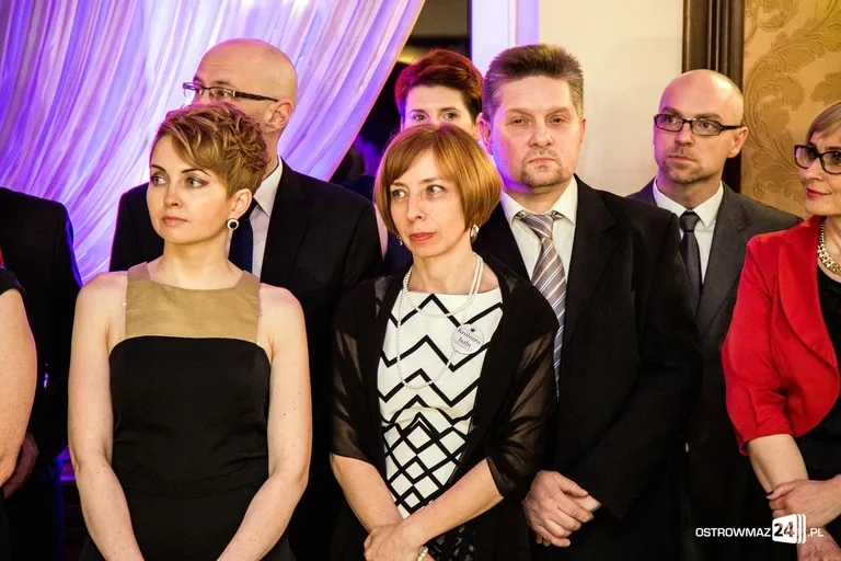 Podróż w czasie. Studniówka "Ekonomika" (zdjęcia, wideo)