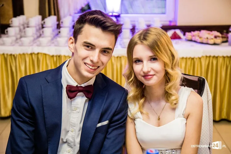 Podróż w czasie. Studniówka "Ekonomika" (zdjęcia, wideo)