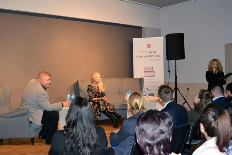 Katarzyna Bonda gościem andrzejewskiej biblioteki (zdjęcia)