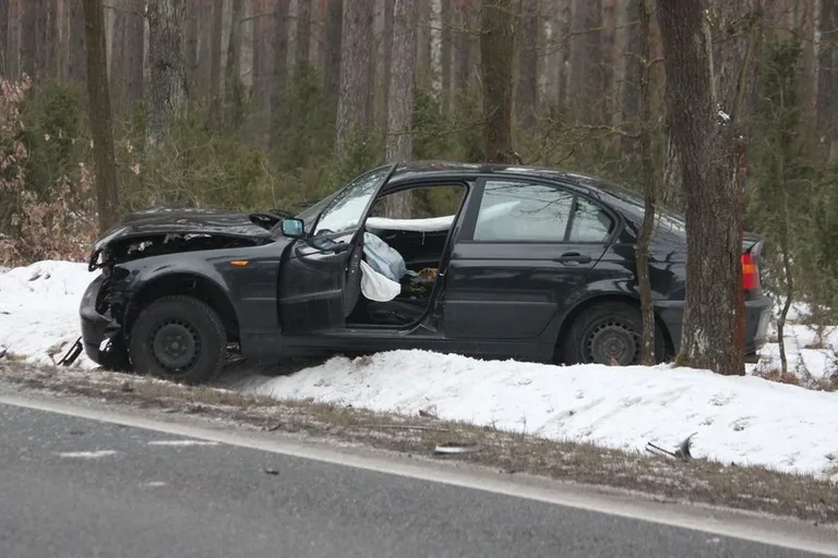 Czołówka bmw i forda (zdjęcia, aktualizacja)