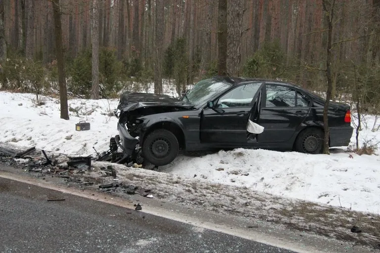 Czołówka bmw i forda (zdjęcia, aktualizacja)