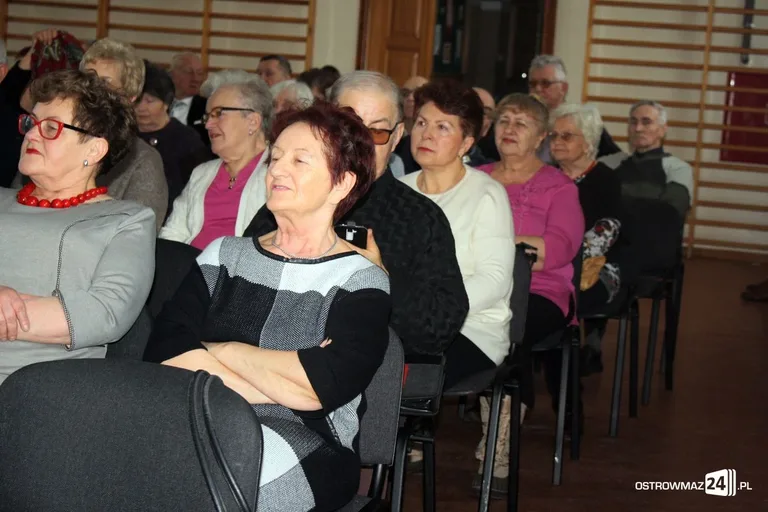Twórczość Marii Dąbrowskiej na wykładzie UTW (zdjęcia)