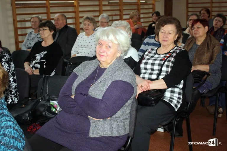 Twórczość Marii Dąbrowskiej na wykładzie UTW (zdjęcia)