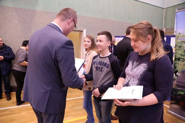 "Jesteś widoczny, jesteś bezpieczny" w Krasnosielcu (zdjęcia, wideo)