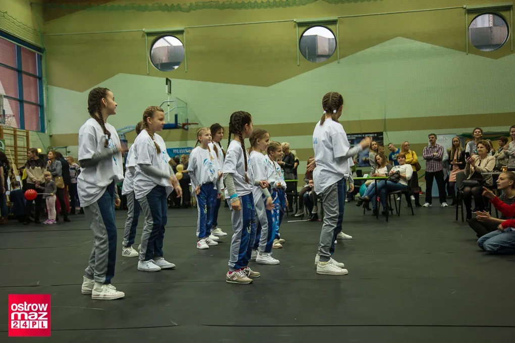 Ostrów Mazowiecka dla kobiet po raz siódmy (zdjęcia, wideo)