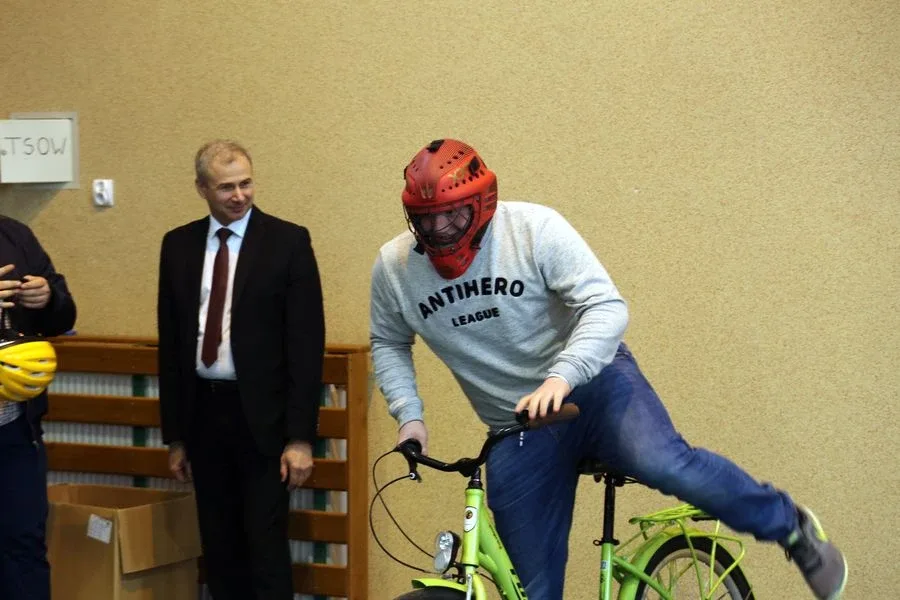 "Jesteś widoczny, jesteś bezpieczny" w Szelkowie (zdjęcia, wideo)