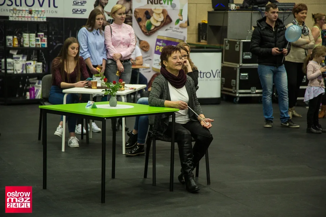 Ostrów Mazowiecka dla kobiet po raz siódmy (zdjęcia, wideo)