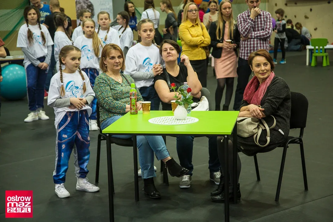 Ostrów Mazowiecka dla kobiet po raz siódmy (zdjęcia, wideo)