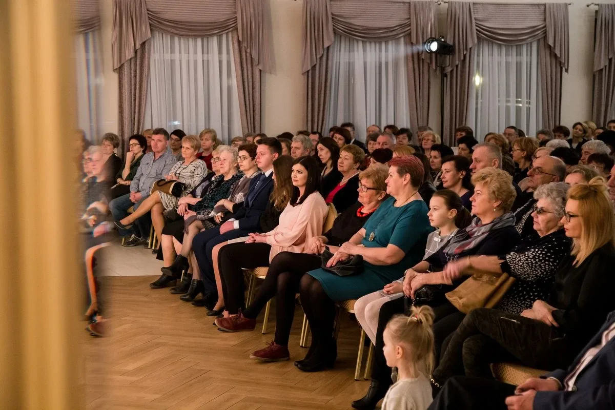 Alicja Majewska i Włodzimierz Korcz przed ostrowską publicznością (zdjęcia, wideo)