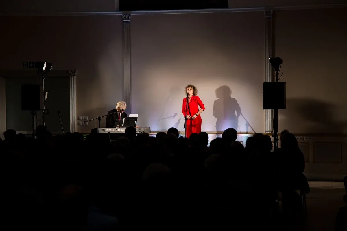Alicja Majewska i Włodzimierz Korcz przed ostrowską publicznością (zdjęcia, wideo)