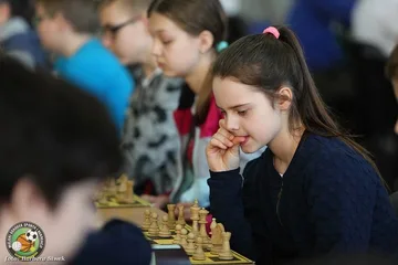 Szkolne mistrzostwa miasta w szachach (zdjęcia)