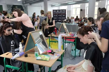 Festiwal Fryzjerstwa Artystycznego (zdjęcia, wideo)