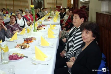 Dzień Kobiet w UTW (zdjęcia)