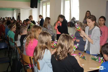 Poznali tajniki wicia tradycyjnych palm wielkanocnych (zdjęcia)