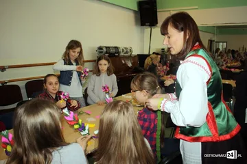 Poznali tajniki wicia tradycyjnych palm wielkanocnych (zdjęcia)