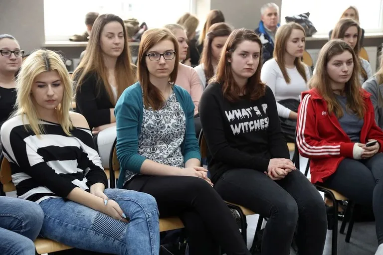 Festiwal Fryzjerstwa Artystycznego (zdjęcia, wideo)