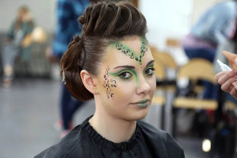 Festiwal Fryzjerstwa Artystycznego (zdjęcia, wideo)