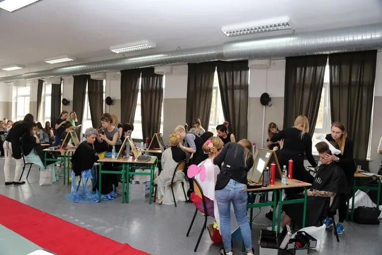 Festiwal Fryzjerstwa Artystycznego (zdjęcia, wideo)