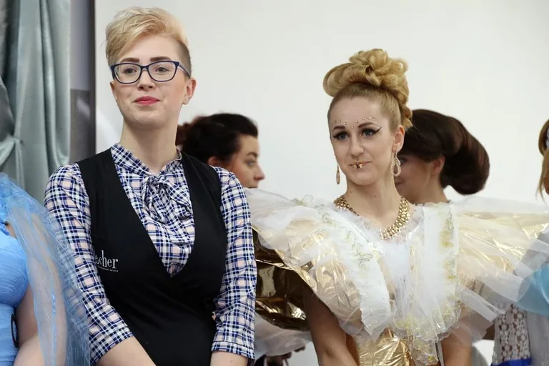 Festiwal Fryzjerstwa Artystycznego (zdjęcia, wideo)