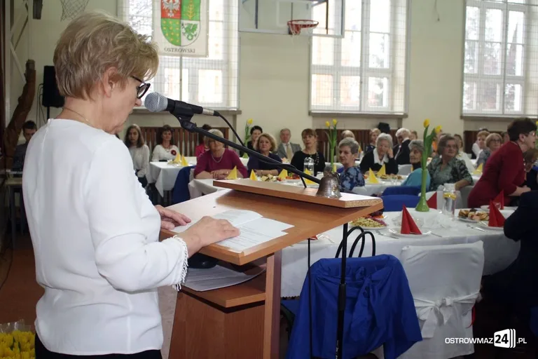 Dzień Kobiet w UTW (zdjęcia)