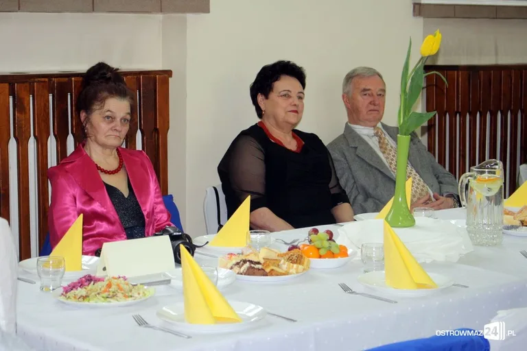 Dzień Kobiet w UTW (zdjęcia)