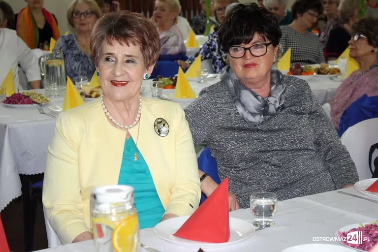 Dzień Kobiet w UTW (zdjęcia)